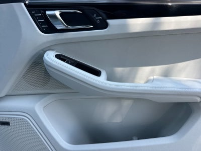 2026 Porsche Macan Macan S