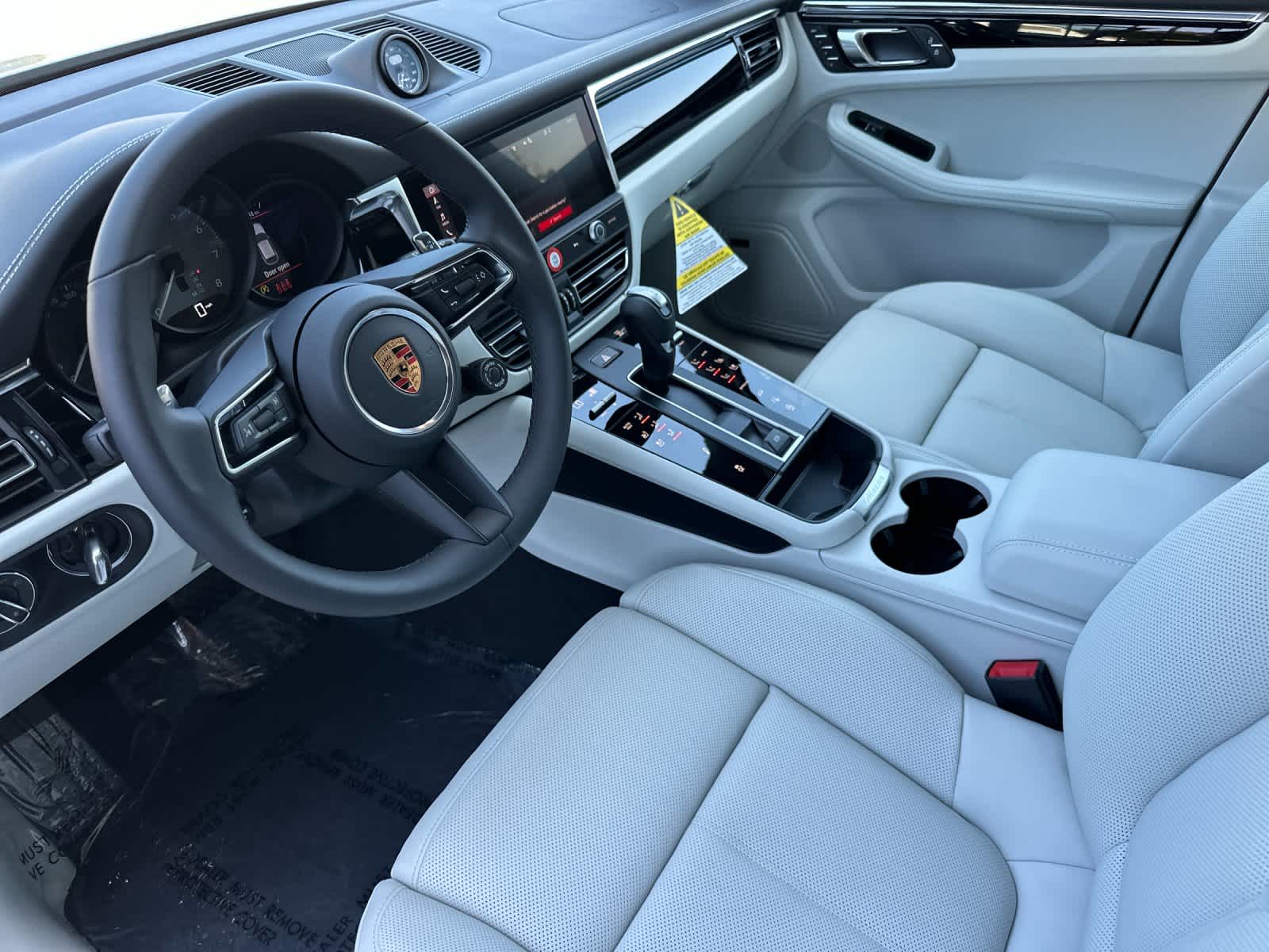 2026 Porsche Macan Macan S