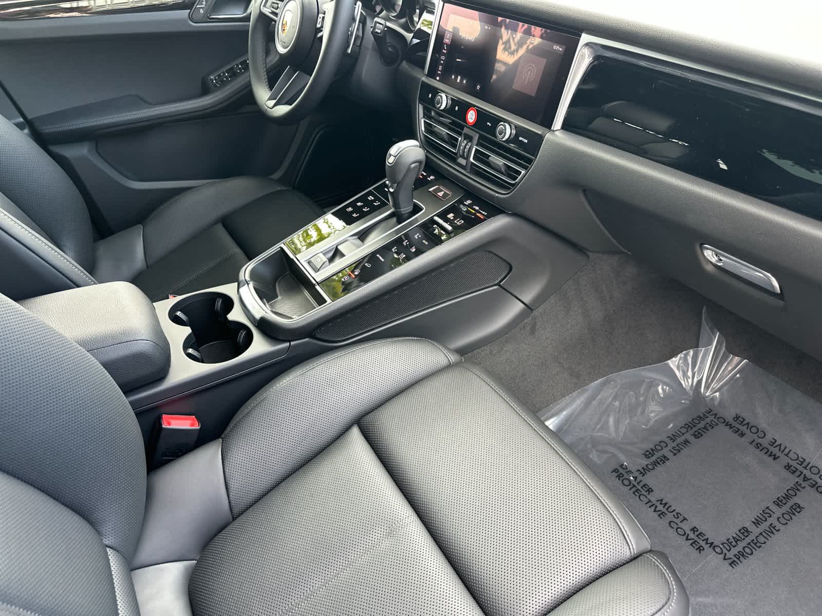 2026 Porsche Macan Macan S