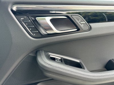 2026 Porsche Macan Macan S