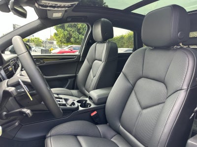 2026 Porsche Macan Macan S