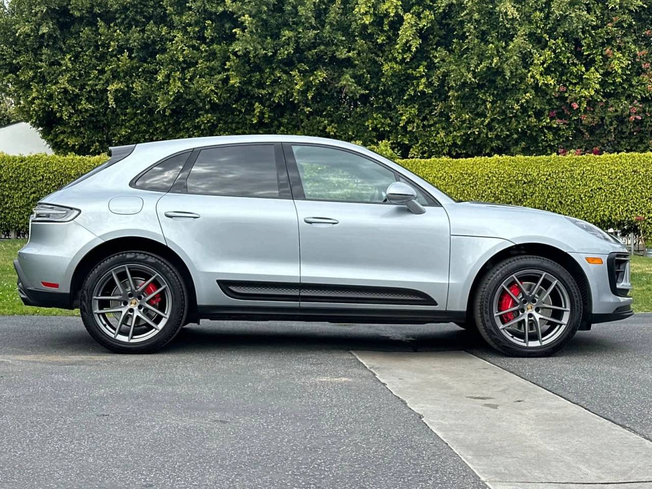 2023 Porsche Macan S