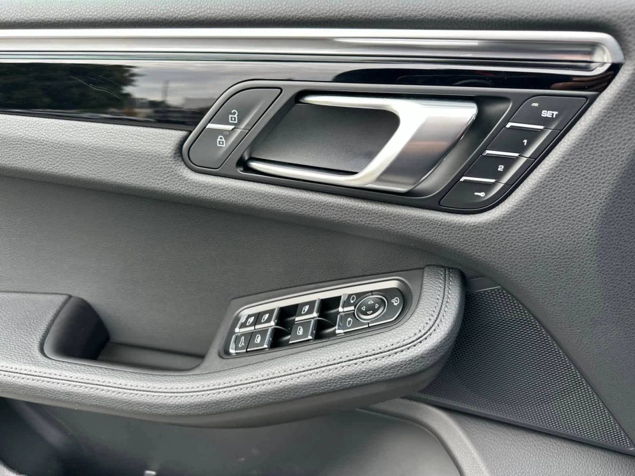 2023 Porsche Macan S