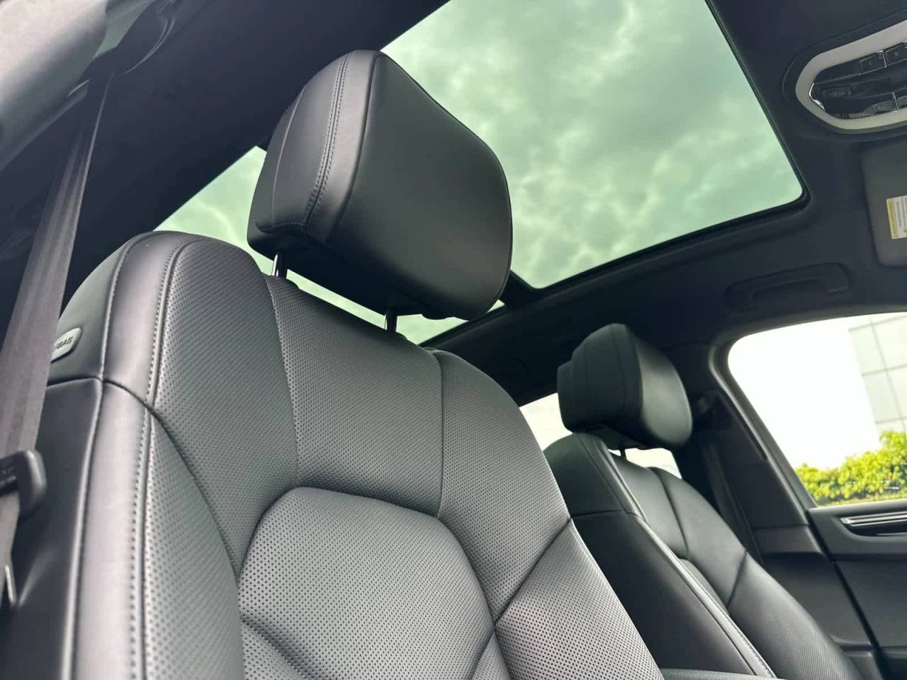 2023 Porsche Macan S