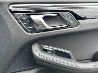 2023 Porsche Macan S