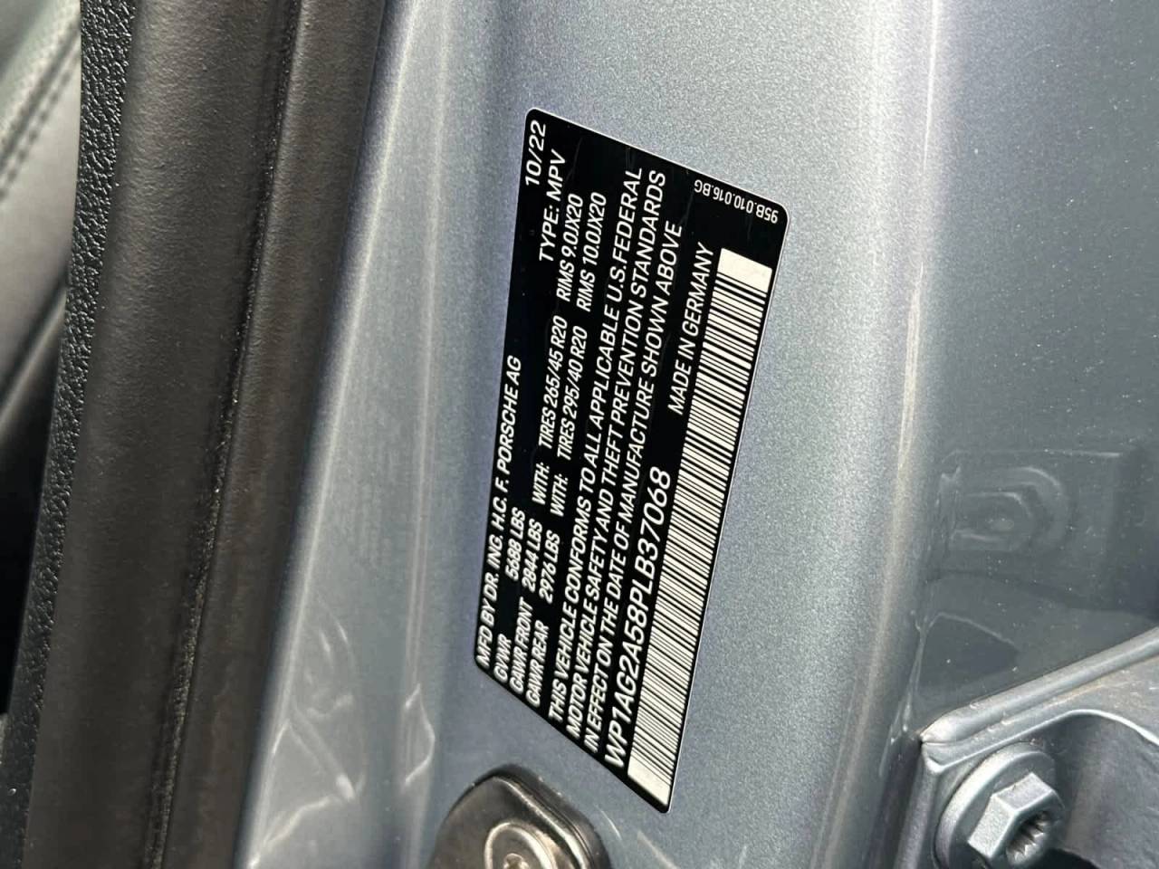 2023 Porsche Macan S