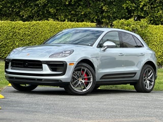2023 Porsche Macan S
