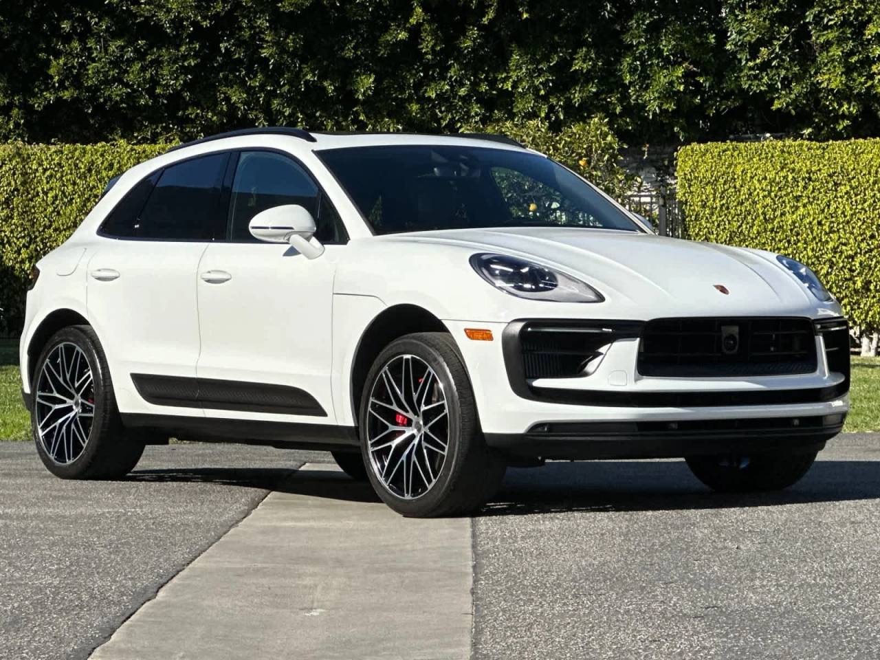 2023 Porsche Macan S