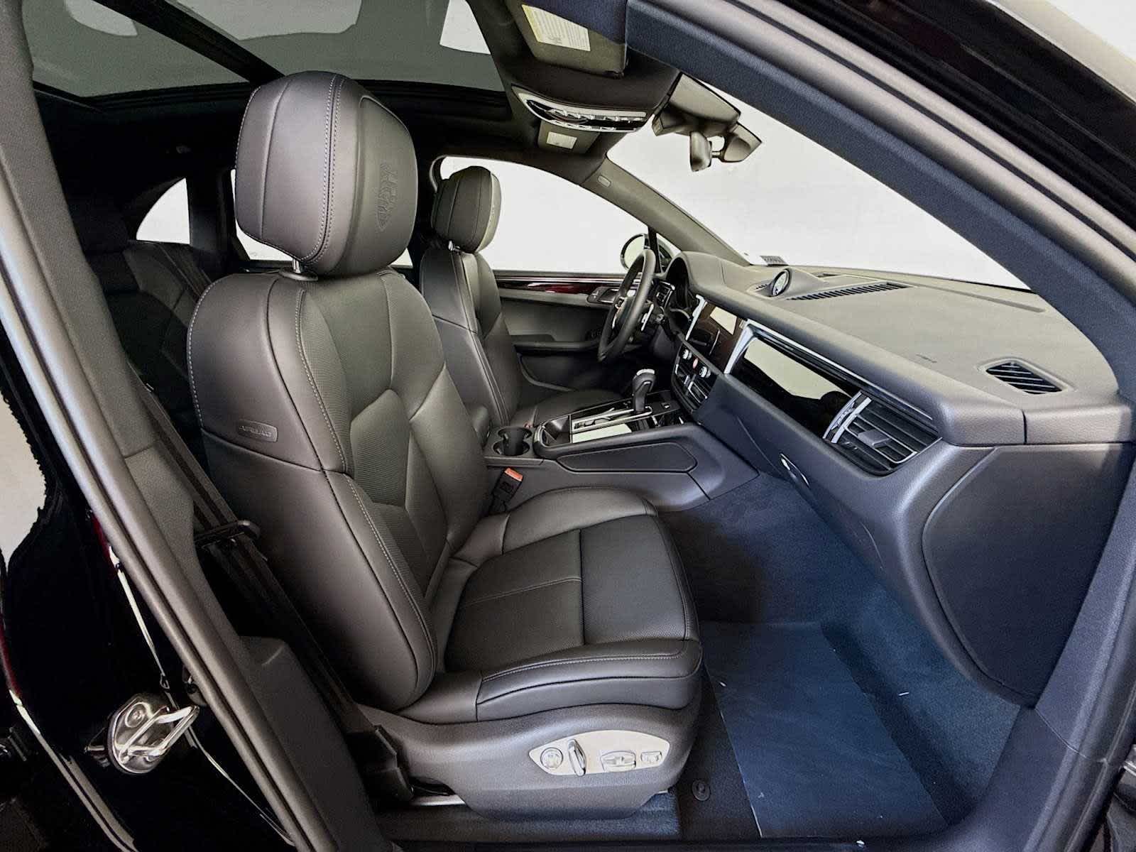 2026 Porsche Macan Macan S