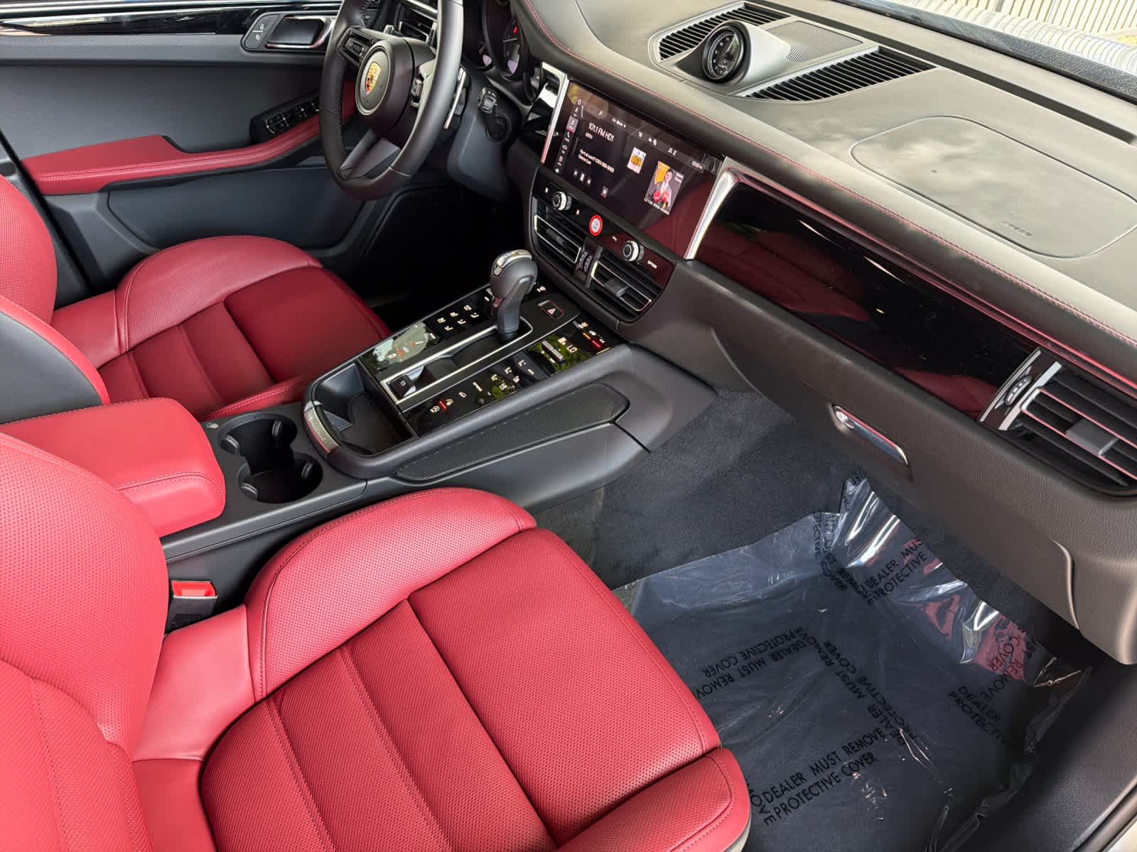 2026 Porsche Macan Macan S