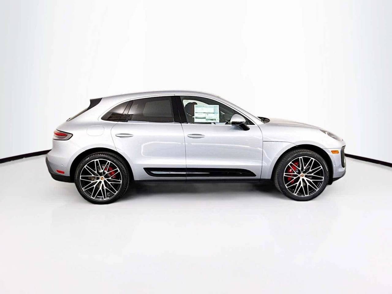 2025 Porsche Macan S