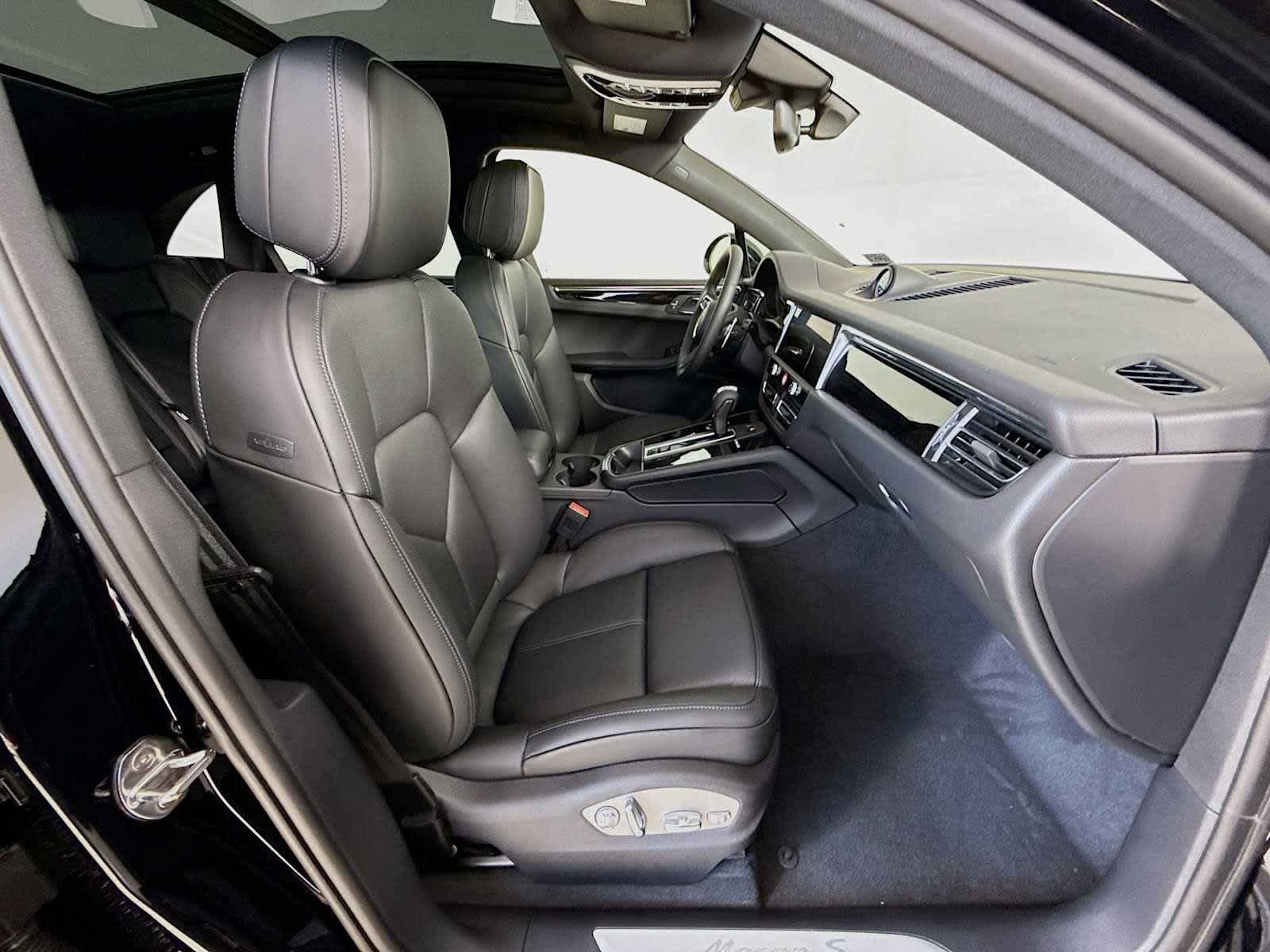 2026 Porsche Macan Macan S