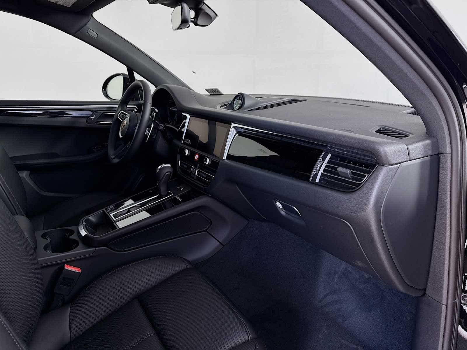 2026 Porsche Macan Macan S