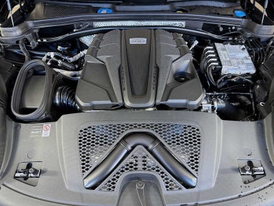 2026 Porsche Macan Macan S