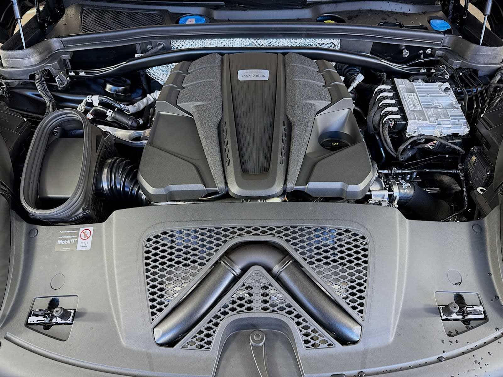 2026 Porsche Macan Macan S
