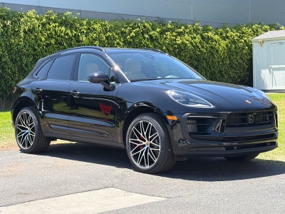 2026 Porsche Macan Macan S