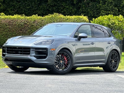 2026 Porsche Cayenne Cayenne GTS