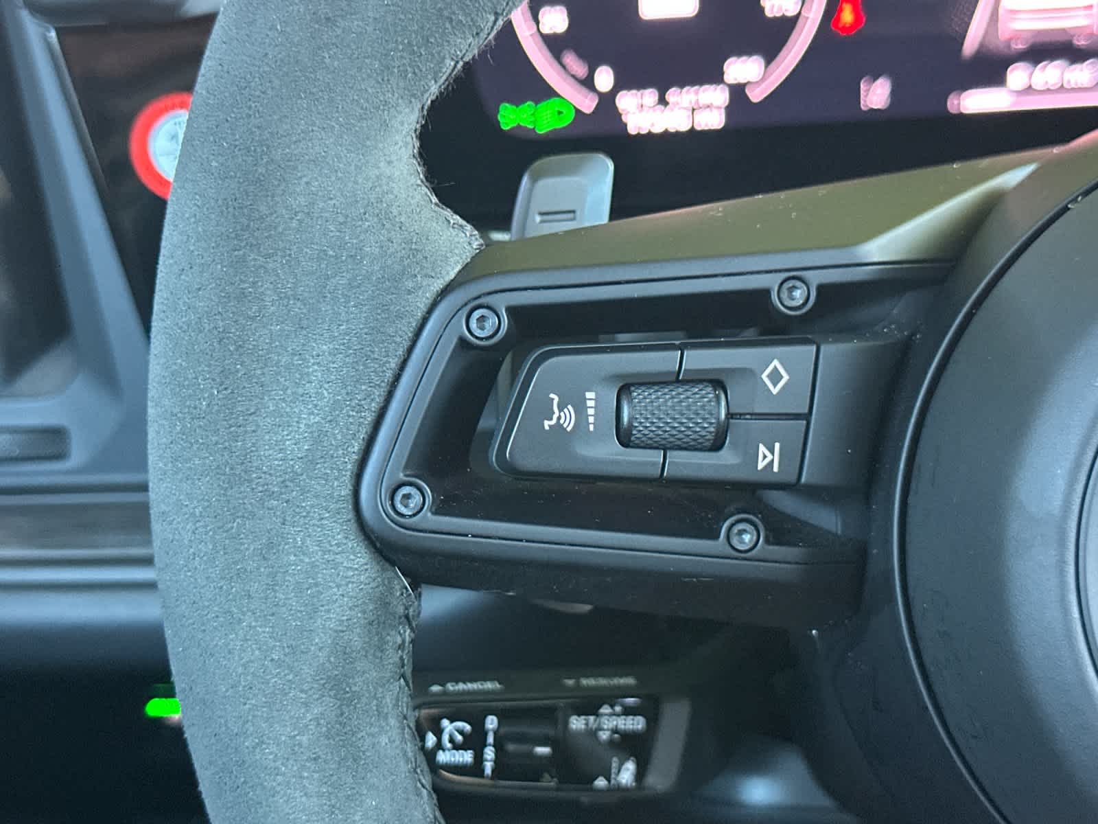 2025 Porsche Cayenne Cayenne GTS