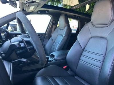2025 Porsche Cayenne Cayenne GTS