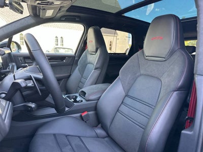 2026 Porsche Cayenne GTS