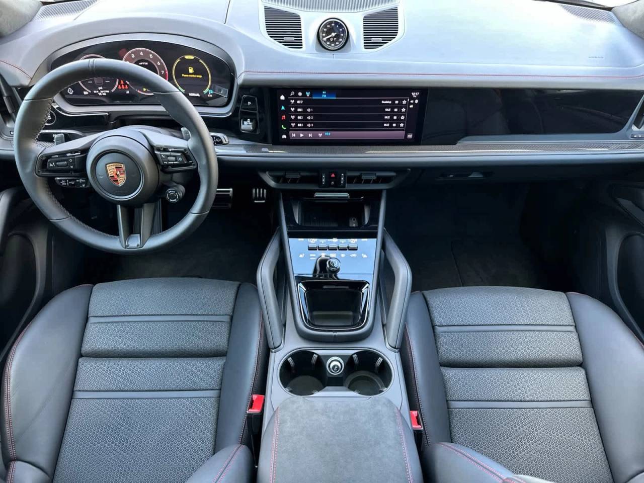 2026 Porsche Cayenne GTS