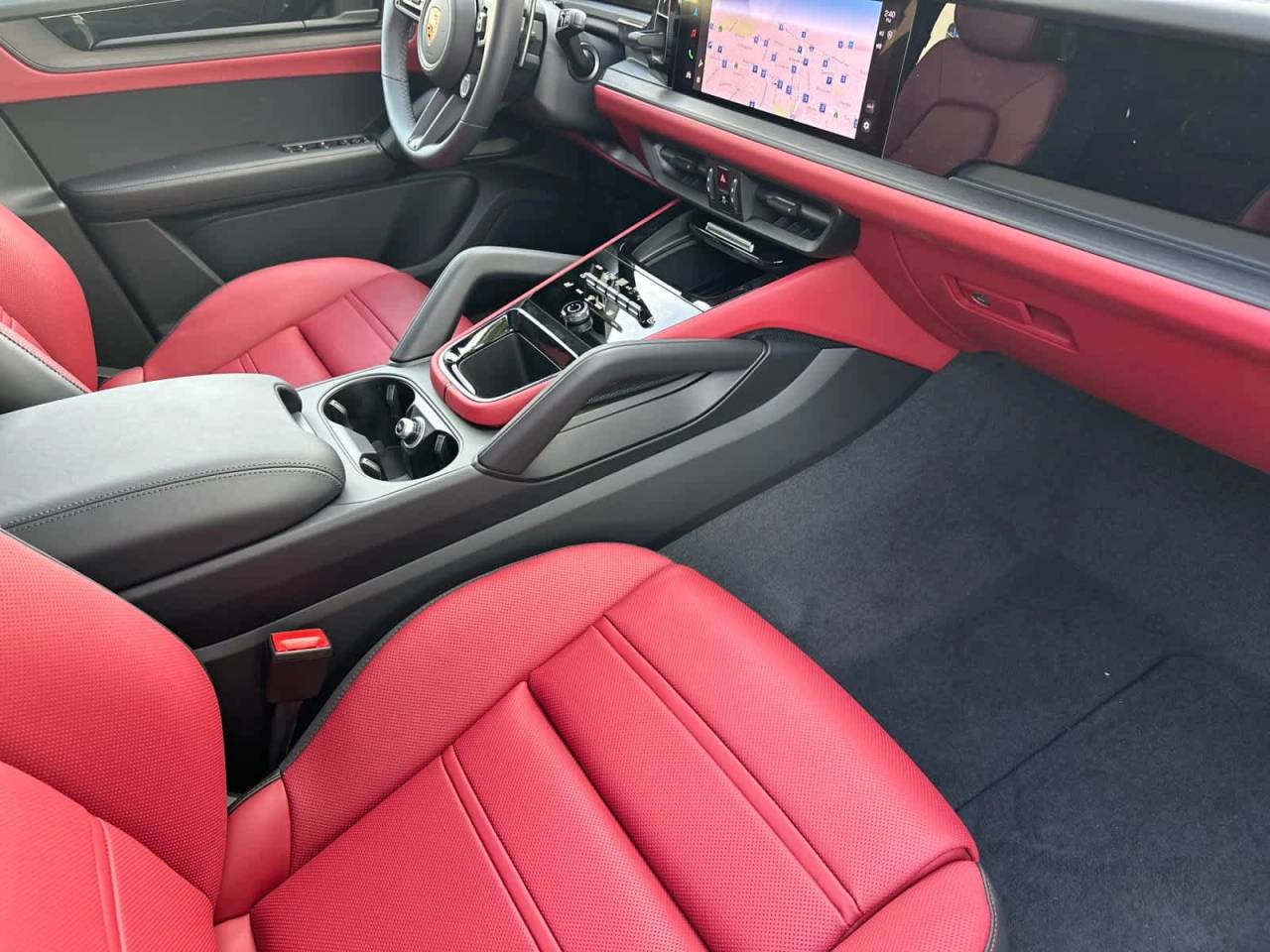 2026 Porsche Cayenne GTS