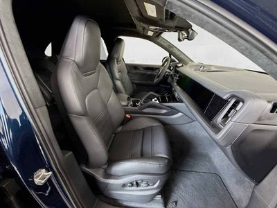 2026 Porsche Cayenne GTS