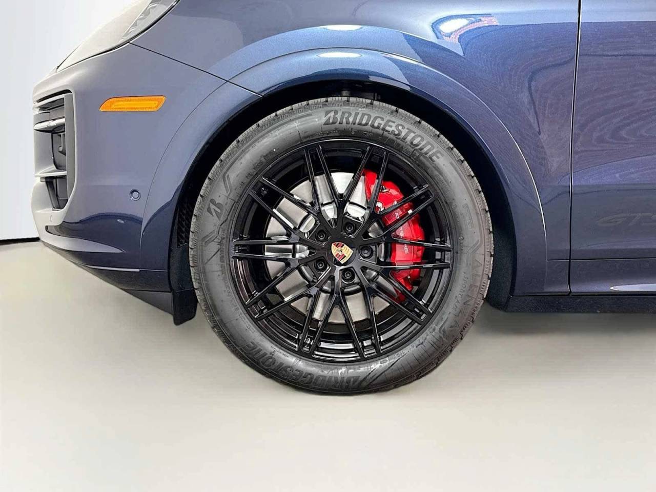 2026 Porsche Cayenne GTS