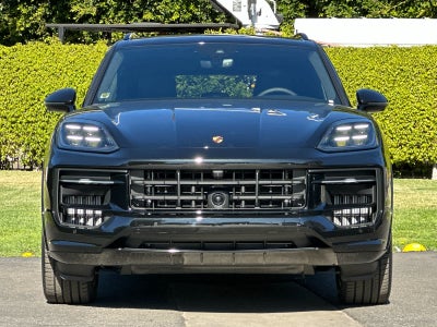 2026 Porsche Cayenne GTS