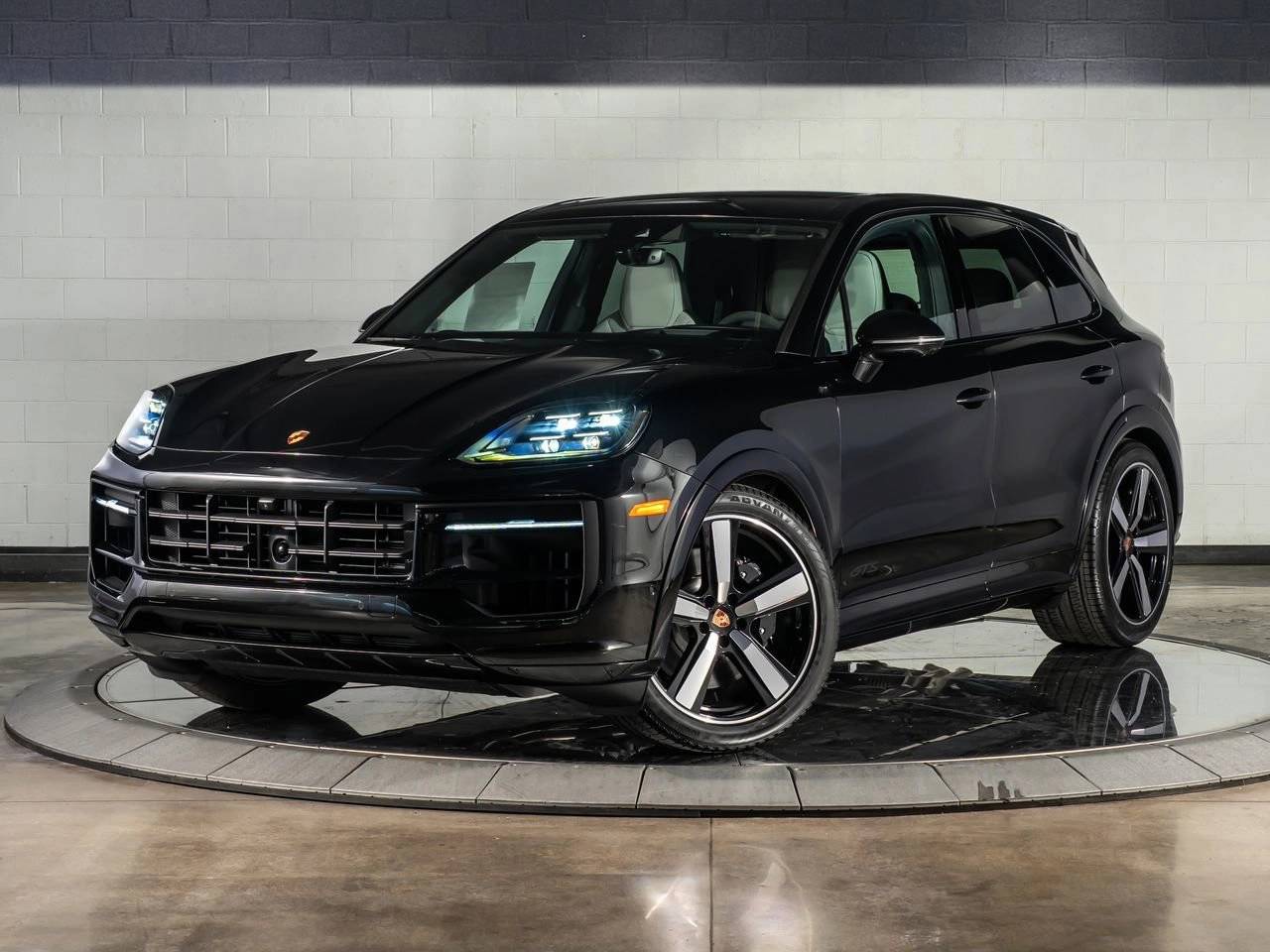 2026 Porsche Cayenne GTS