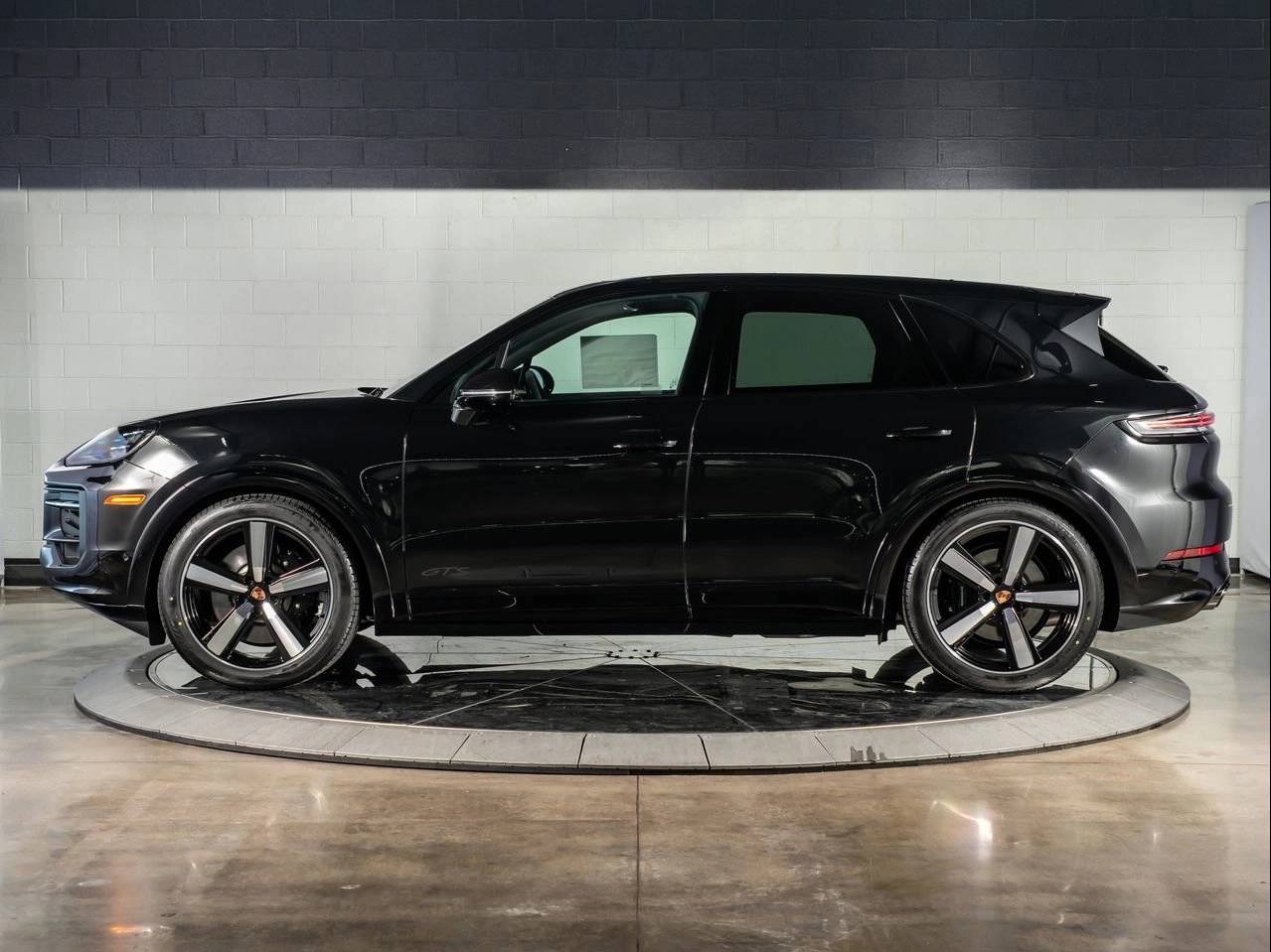 2026 Porsche Cayenne GTS