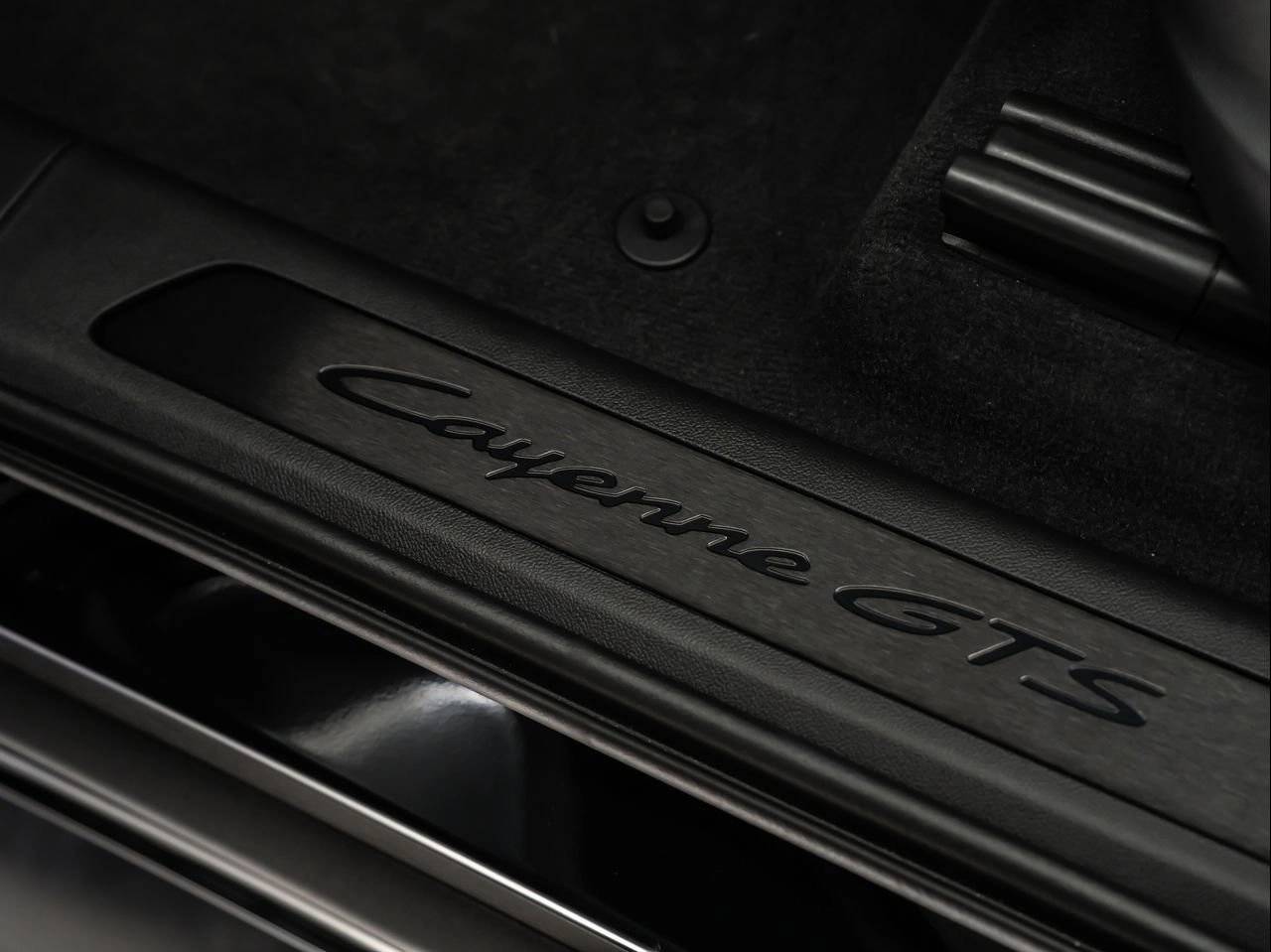 2026 Porsche Cayenne GTS