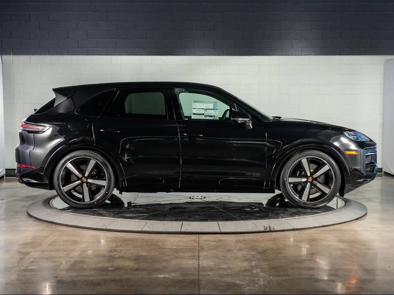 2026 Porsche Cayenne GTS