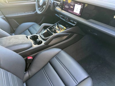 2026 Porsche Cayenne GTS