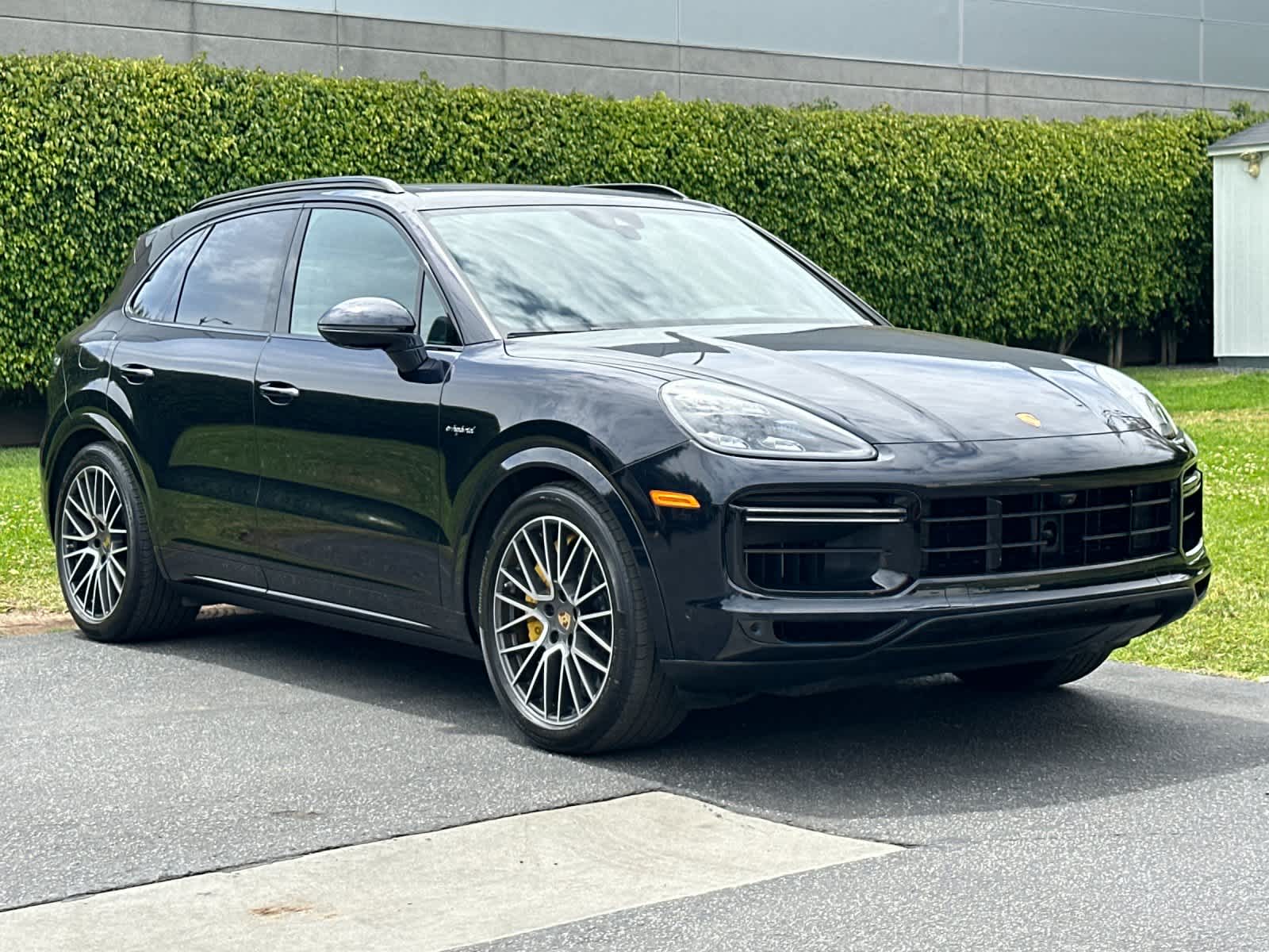 2022 Porsche Cayenne Turbo S E-Hybrid