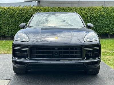 2022 Porsche Cayenne Turbo S E-Hybrid