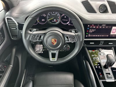 2022 Porsche Cayenne Turbo S E-Hybrid