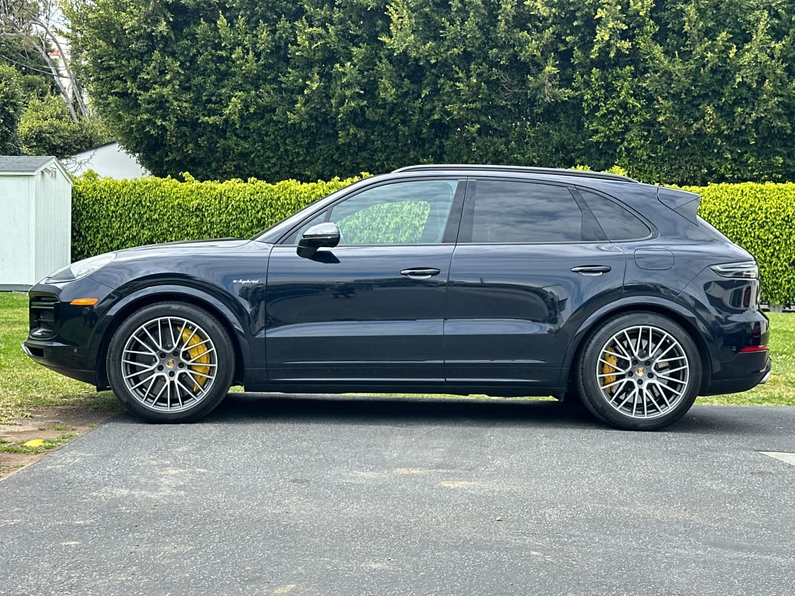2022 Porsche Cayenne Turbo S E-Hybrid