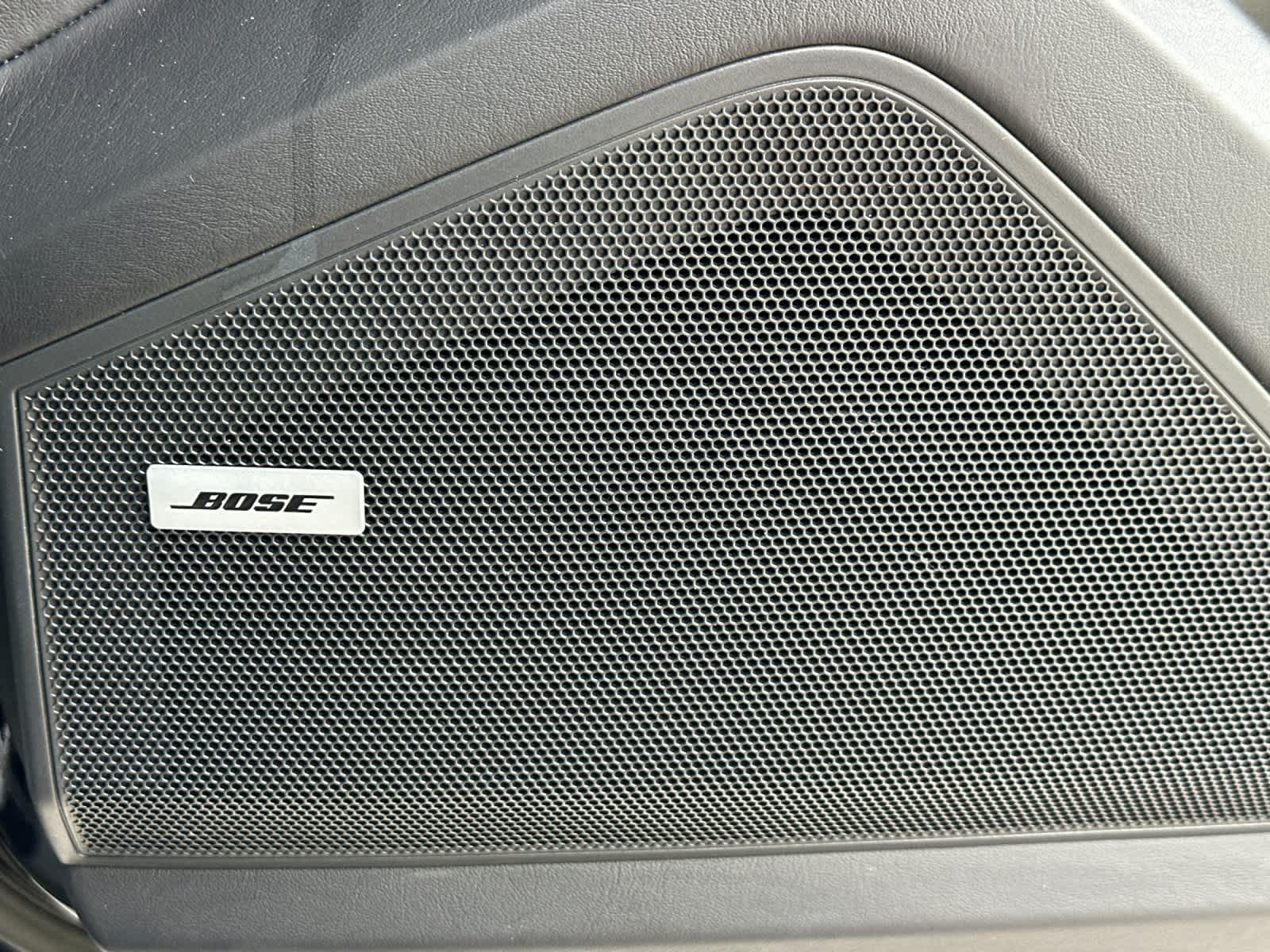 2022 Porsche Cayenne Turbo S E-Hybrid