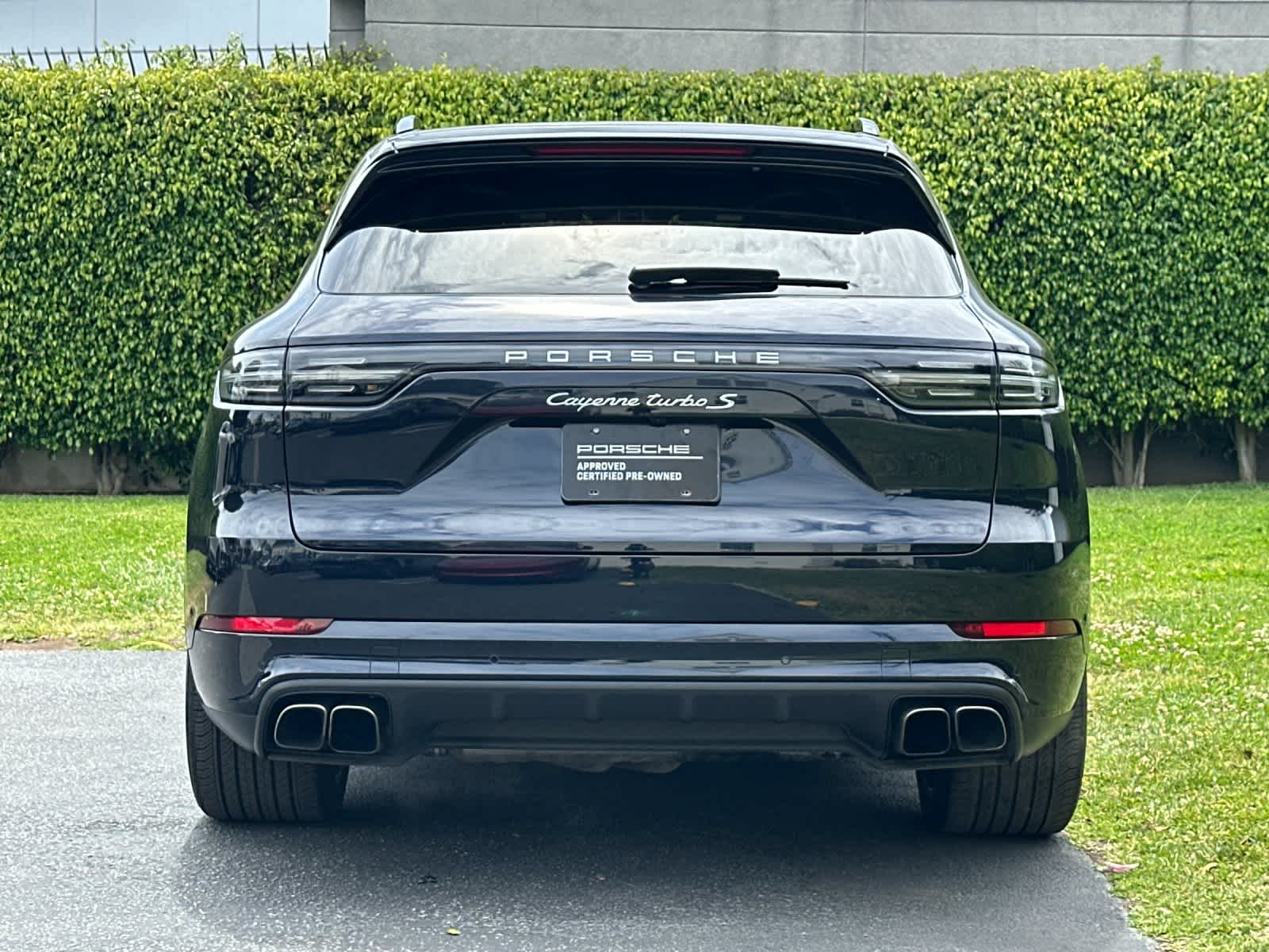 2022 Porsche Cayenne Turbo S E-Hybrid