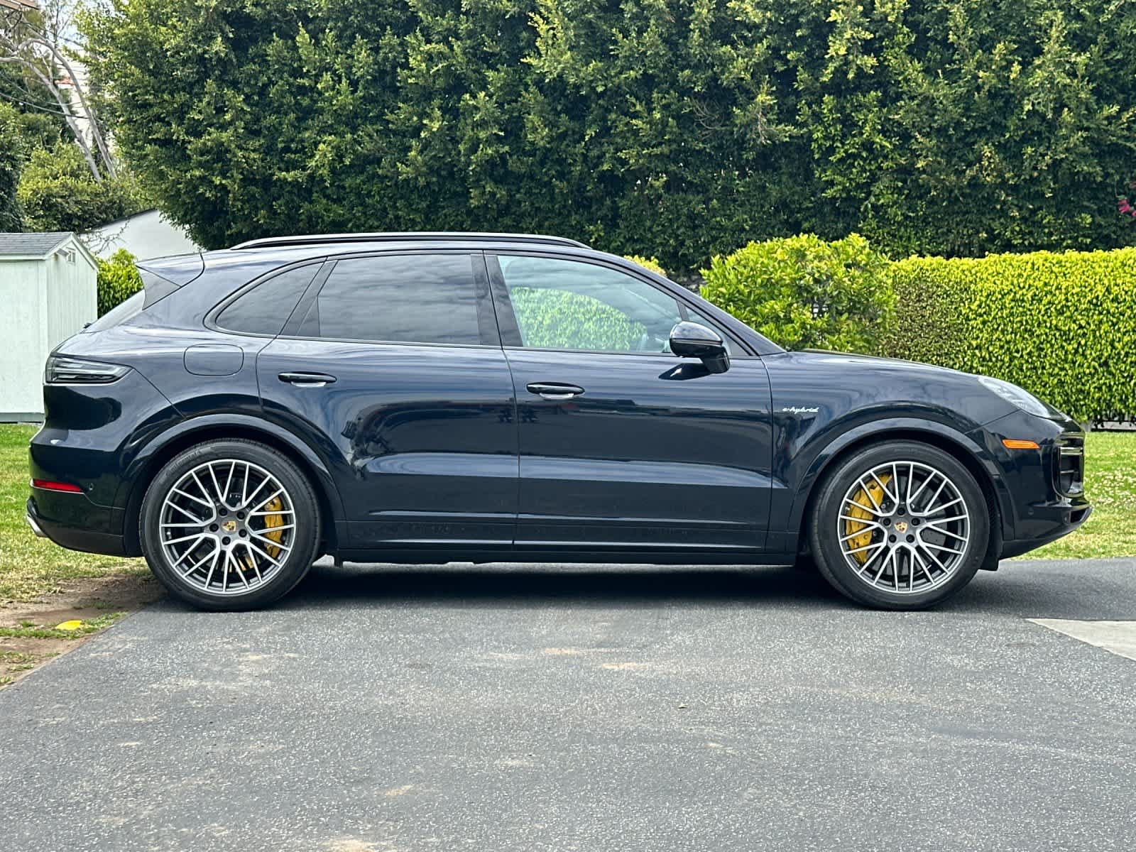 2022 Porsche Cayenne Turbo S E-Hybrid