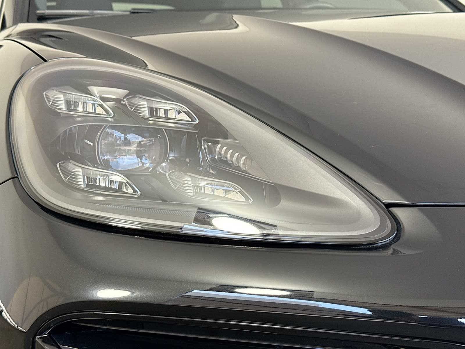 2023 Porsche Cayenne Turbo S E-Hybrid