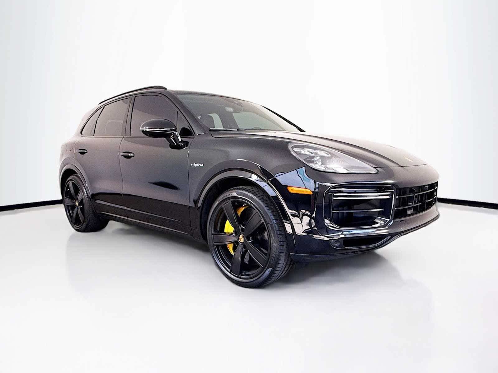 2023 Porsche Cayenne Turbo S E-Hybrid