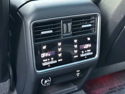 2023 Porsche Cayenne Turbo S E-Hybrid