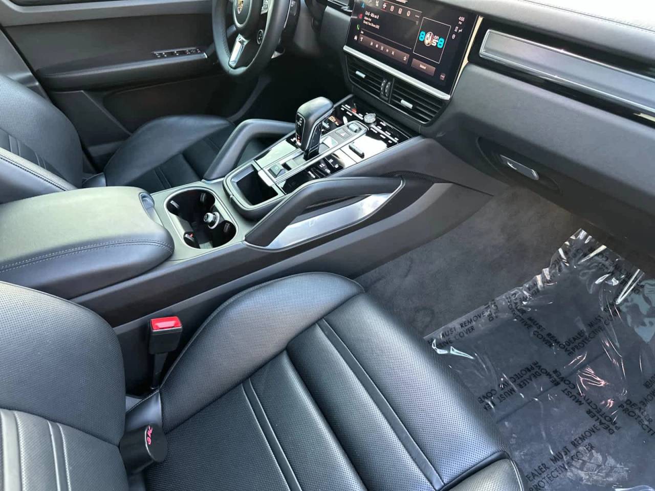 2023 Porsche Cayenne Turbo S E-Hybrid