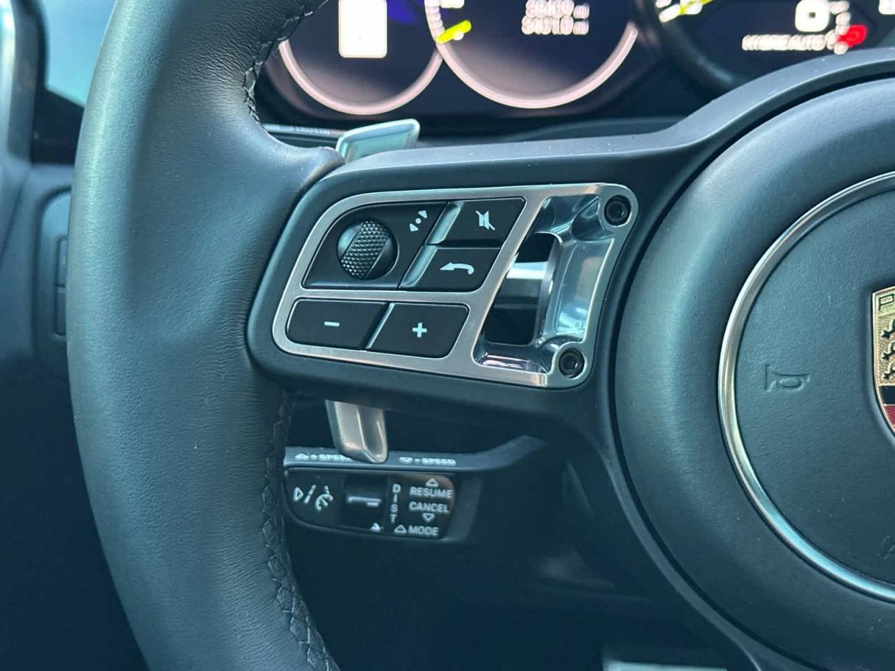 2023 Porsche Cayenne Turbo S E-Hybrid