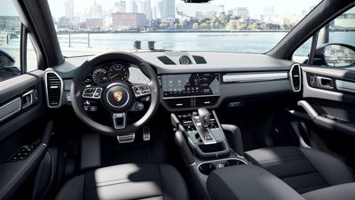 2023 Porsche Cayenne Turbo S E-Hybrid