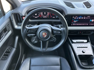 2024 Porsche Cayenne S