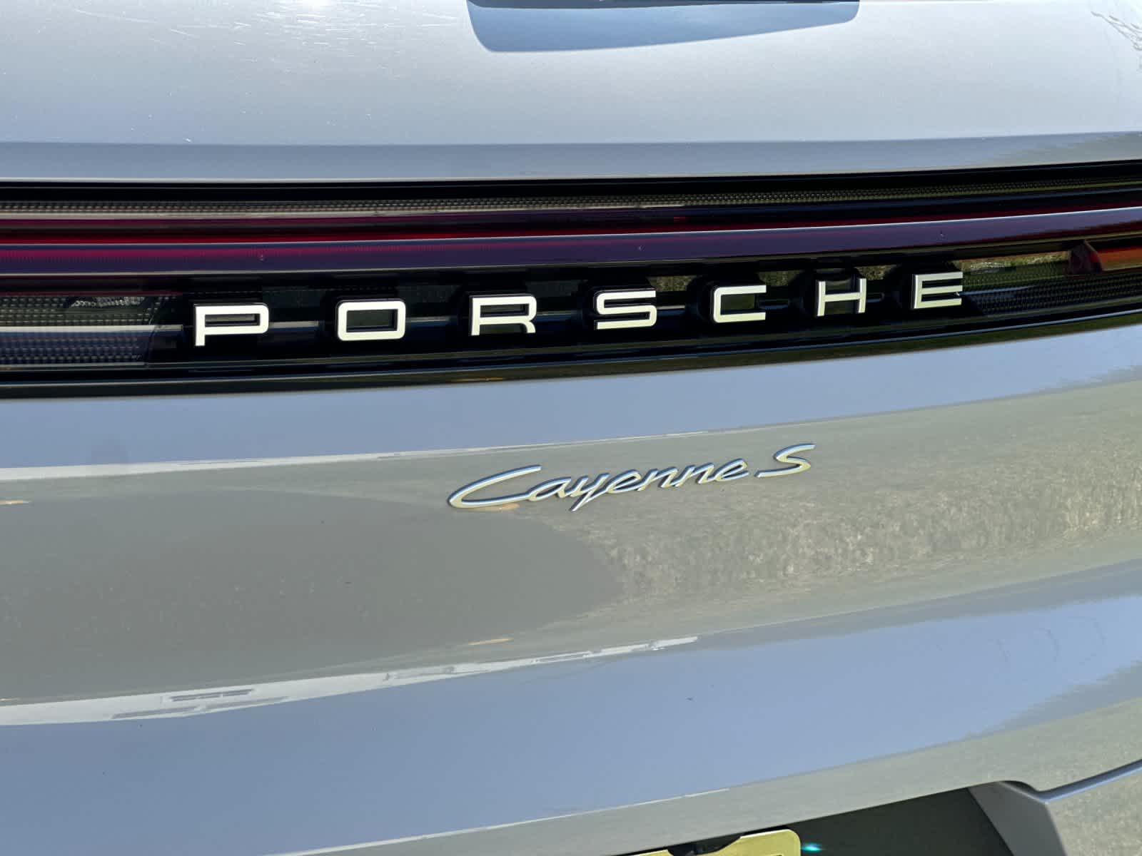 2024 Porsche Cayenne S
