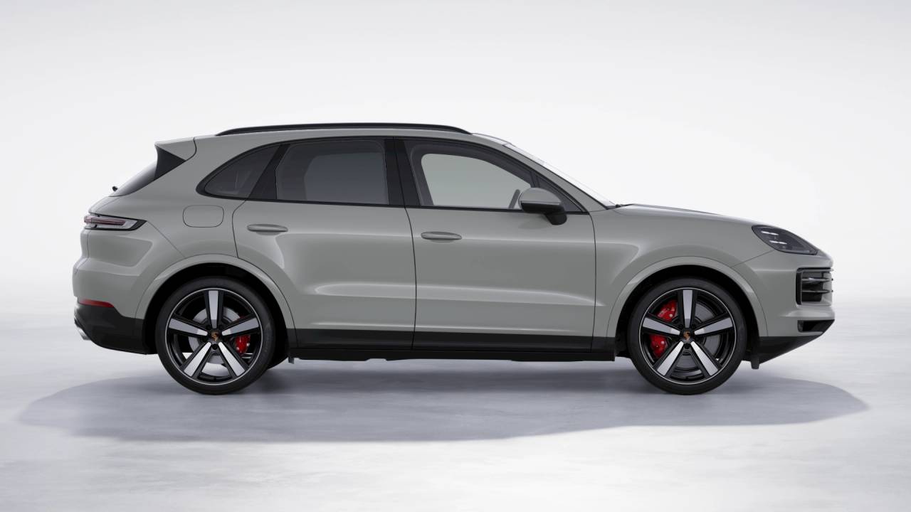 2024 Porsche Cayenne S